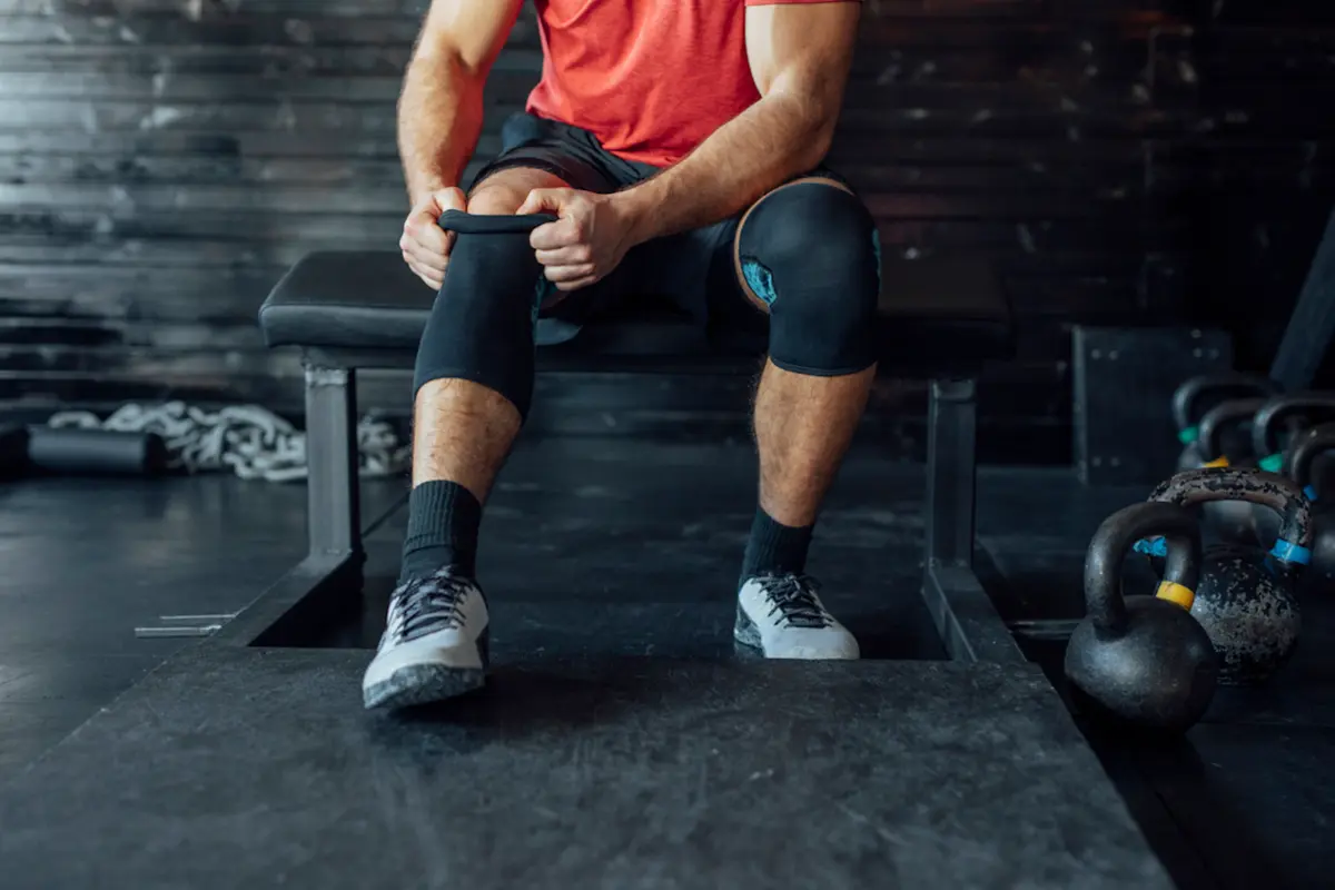 Knee sleeves