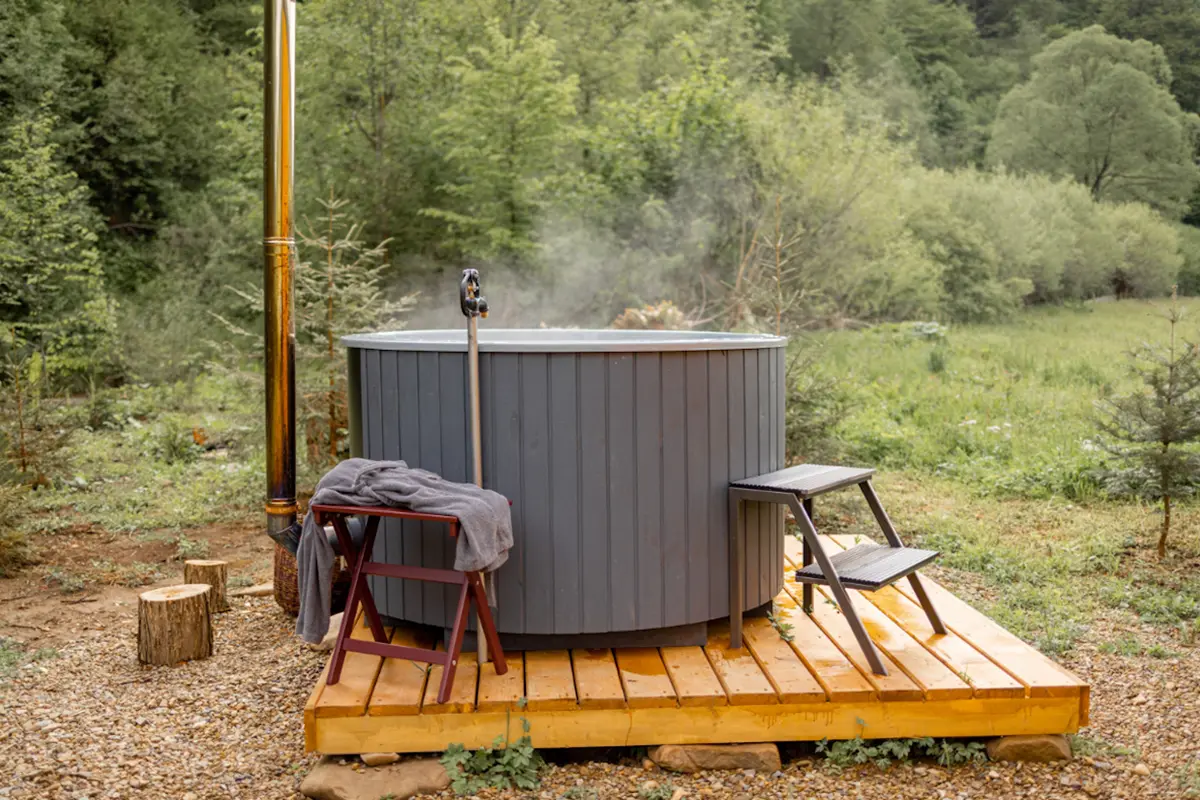 Cold plunge tub