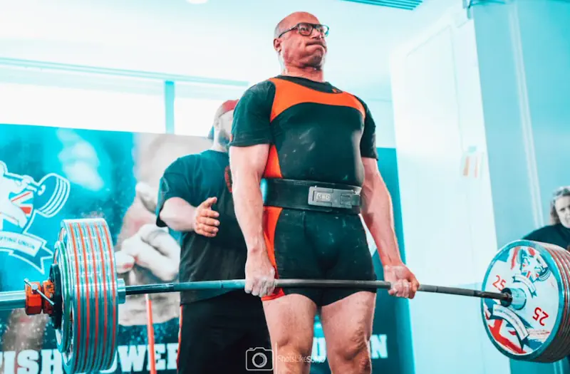 10 Tips to Build a Strong Deadlift