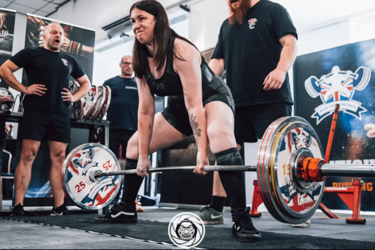 Sumo deadlift mid point