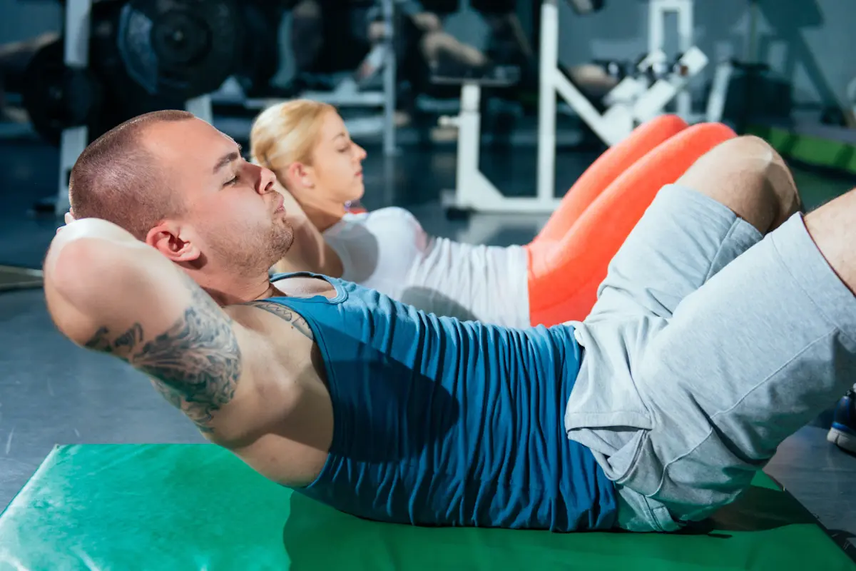 Body weight sit ups